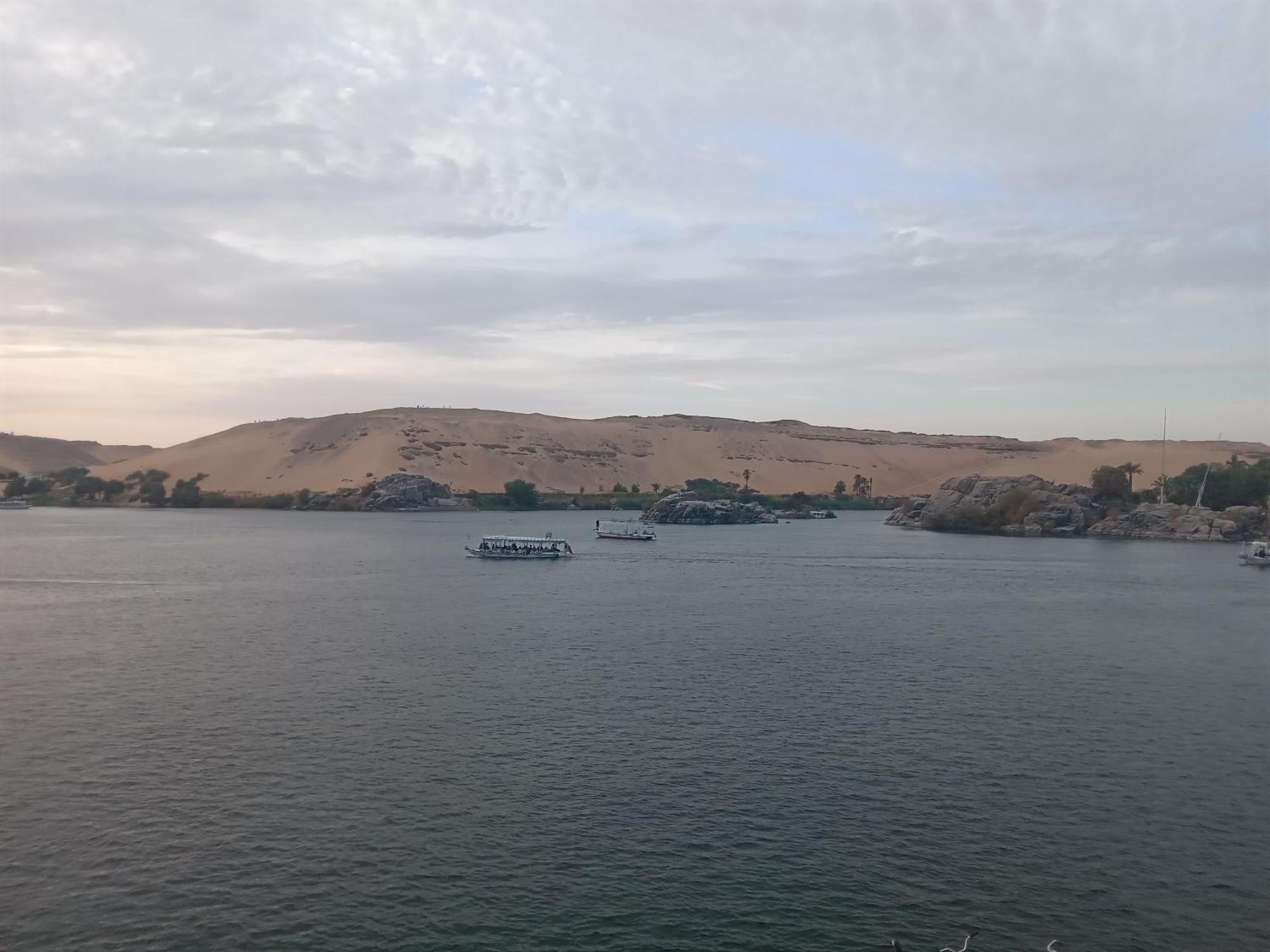 Hooly Nubian Hotel Aswan Ngoại thất bức ảnh
